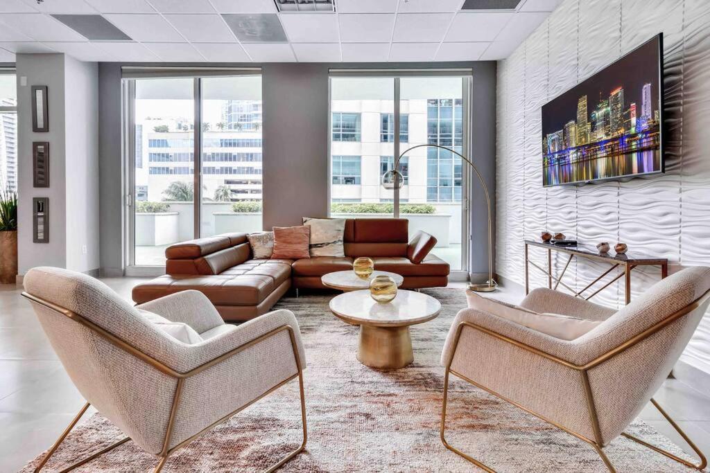 Stylish 2bed 2bath Over Brickell Skyline With Free Parking Apartamento *