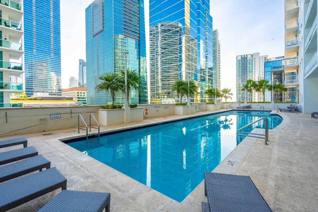 Stylish 2bed 2bath Over Brickell Skyline With Free Parking Apartamento