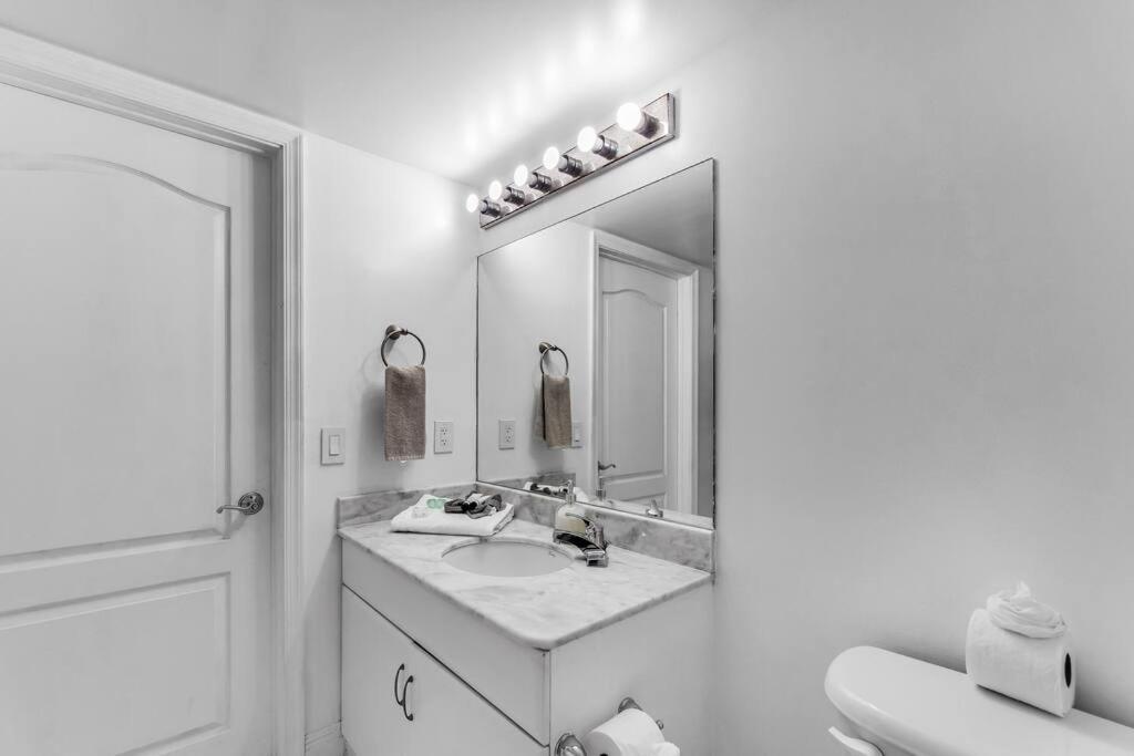 Stylish 2bed 2bath Over Brickell Skyline With Free Parking Apartamento Miami